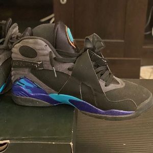 Air Jordan 8